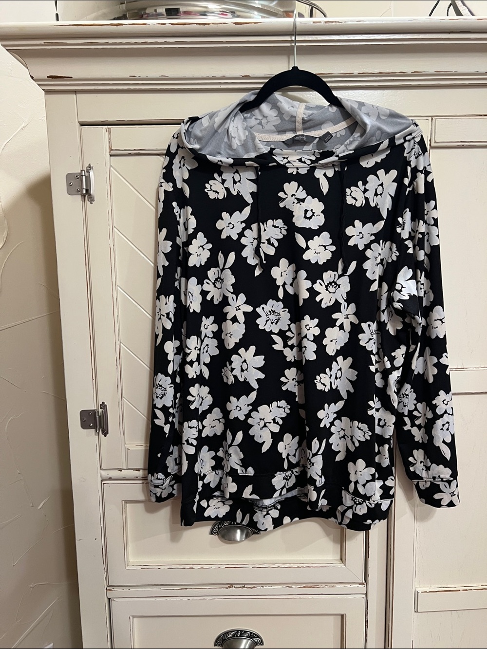 AnyBody Black Hoodie with White Floral Design and Gray Lined Hood